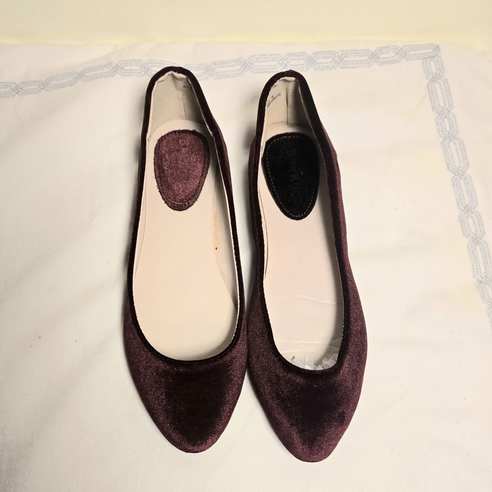 Bamboo Velvet Flats in Rich Plum
